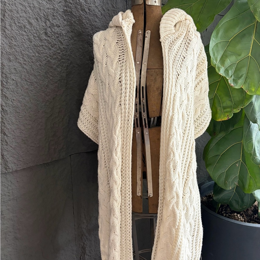 Cream Cable Knit Hooded Shawl - Picture 2 of 3